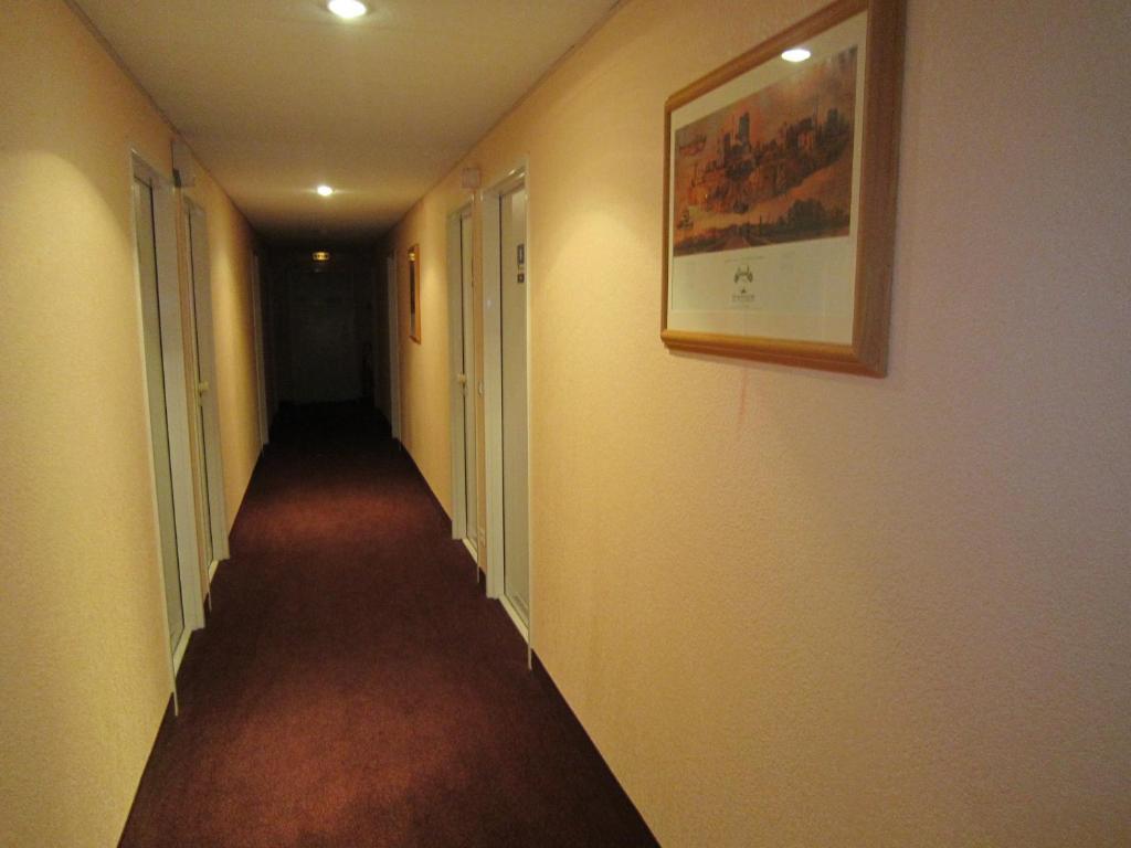 Quick Palace Nantes La Beaujoire Экстерьер фото A typical corridor